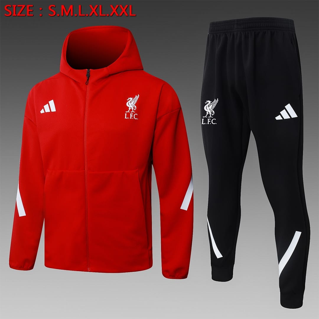 Liverpool 25/26 Chaqueta con Capucha · Rojo