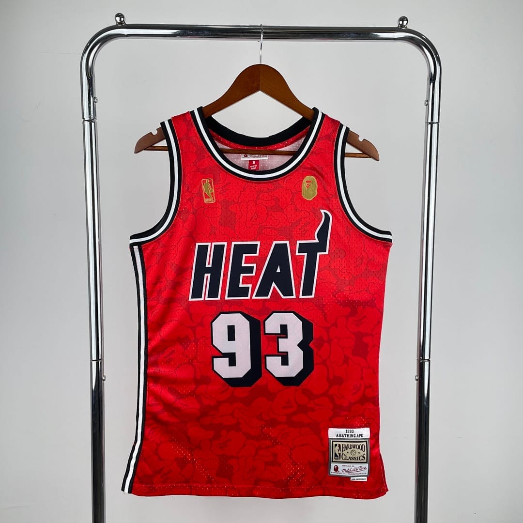 Heat Colaboración Rojo
