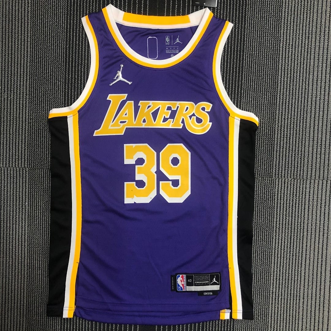 Lakers Edición Jordan Limitada Aniversario