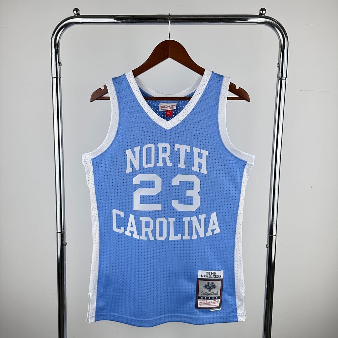 North Carolina (UNC) Retro Mitchell & Ness