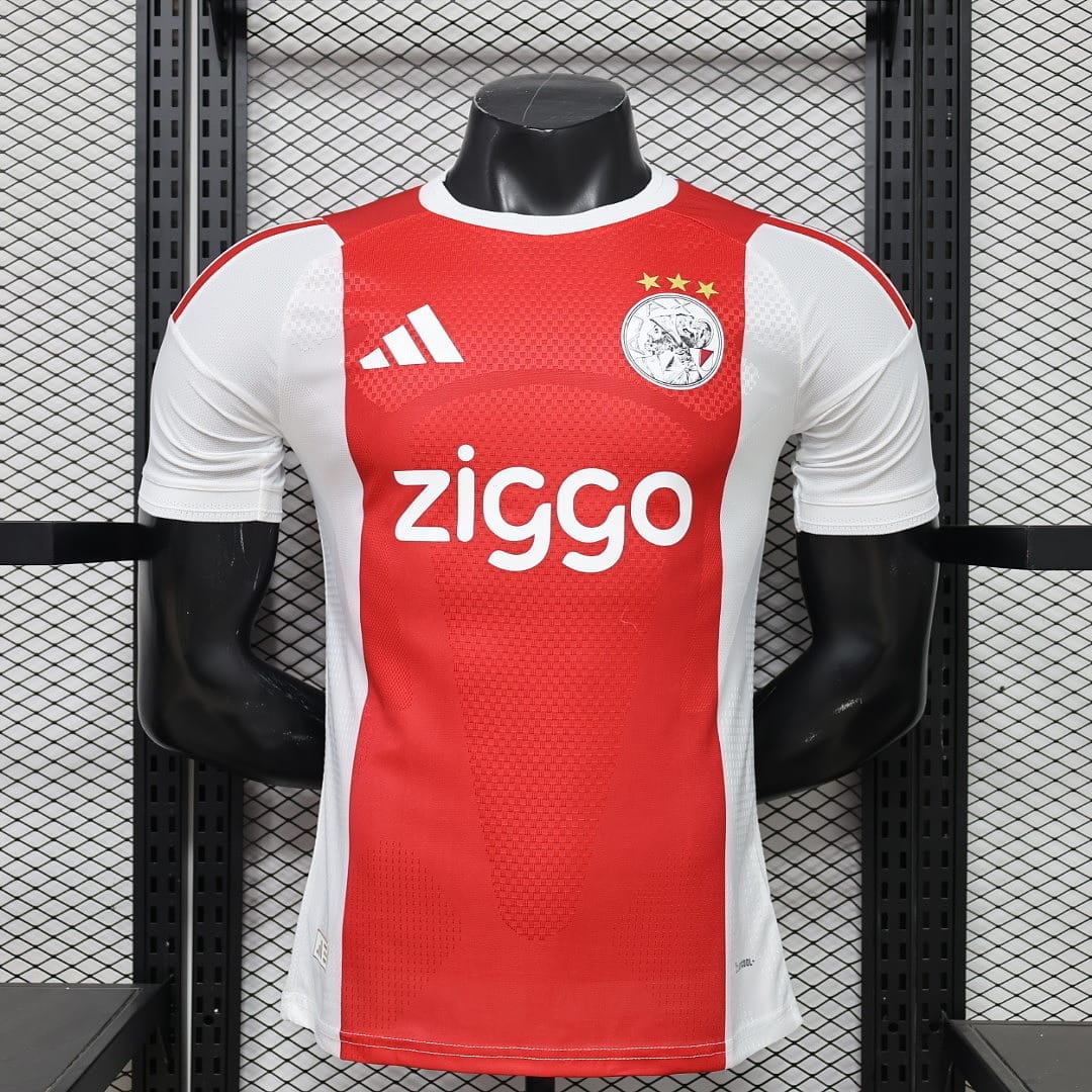 Ajax 26/27 Local