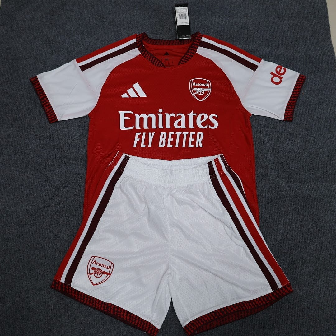 Conjunto Arsenal 26/27 Local