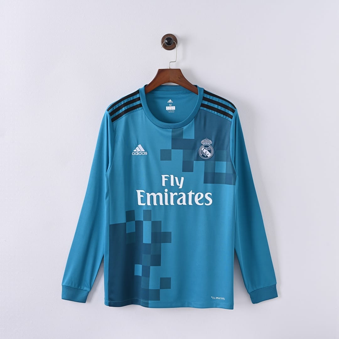 Real Madrid 17/18 Tercera Equipación · Diseño 1