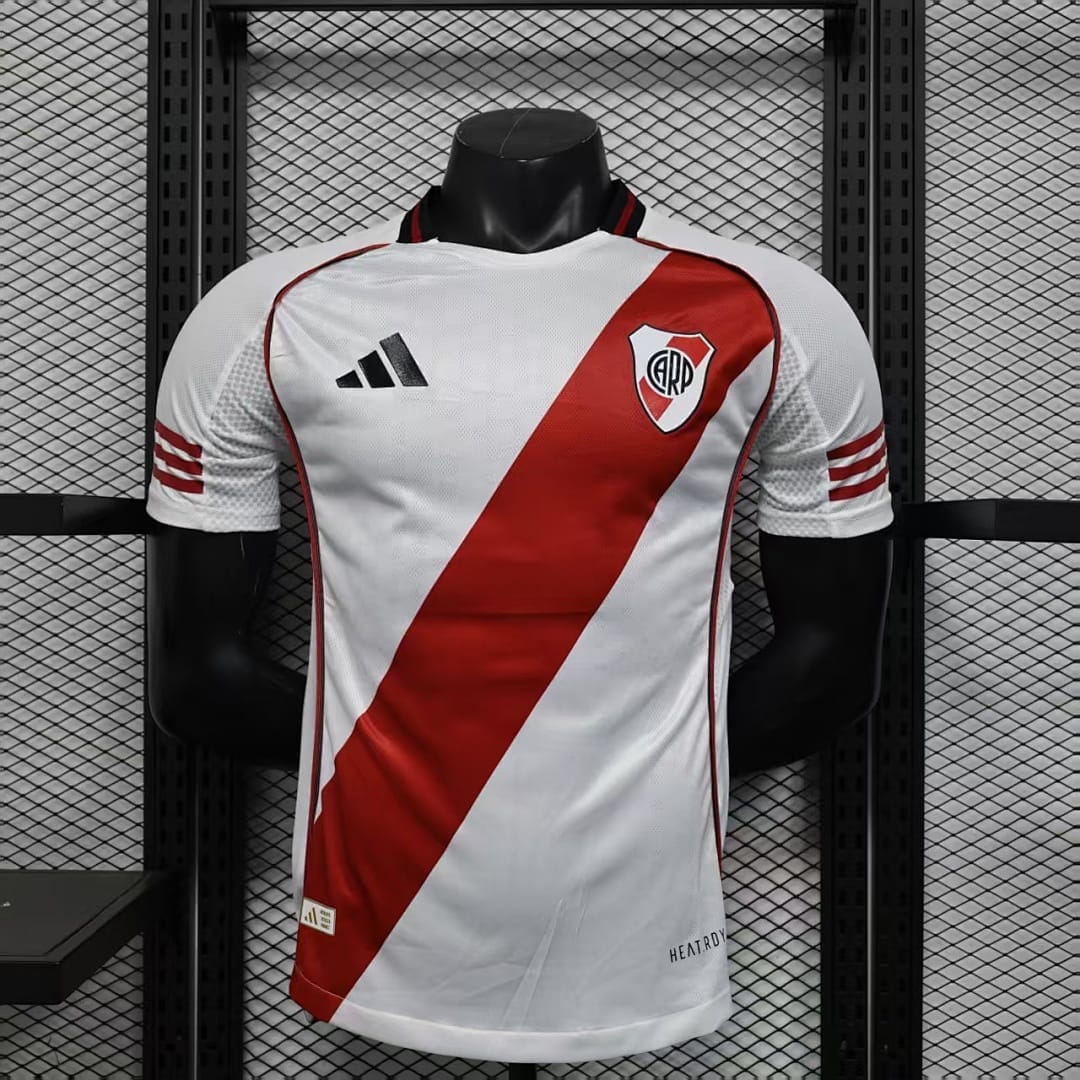 River Plate 25/26 Local · Diseño 1